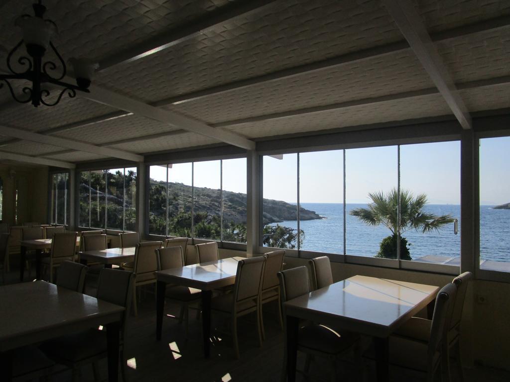 Club Mackerel Holiday Village Foça Extérieur photo