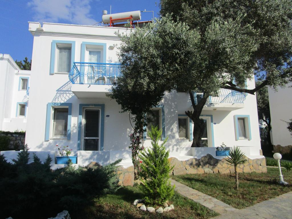 Club Mackerel Holiday Village Foça Extérieur photo