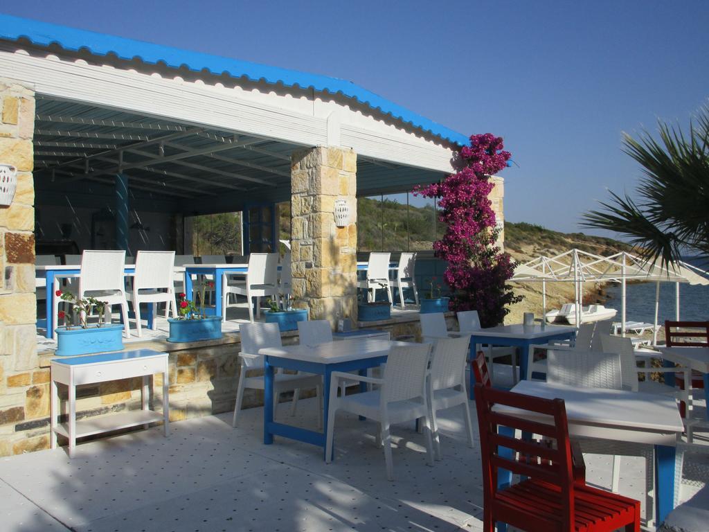 Club Mackerel Holiday Village Foça Extérieur photo