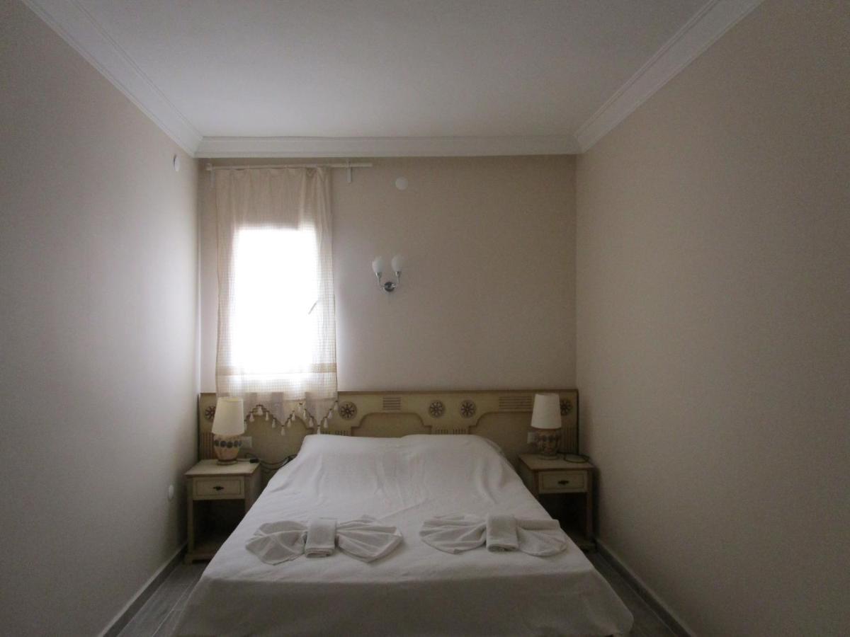 Club Mackerel Holiday Village Foça Extérieur photo